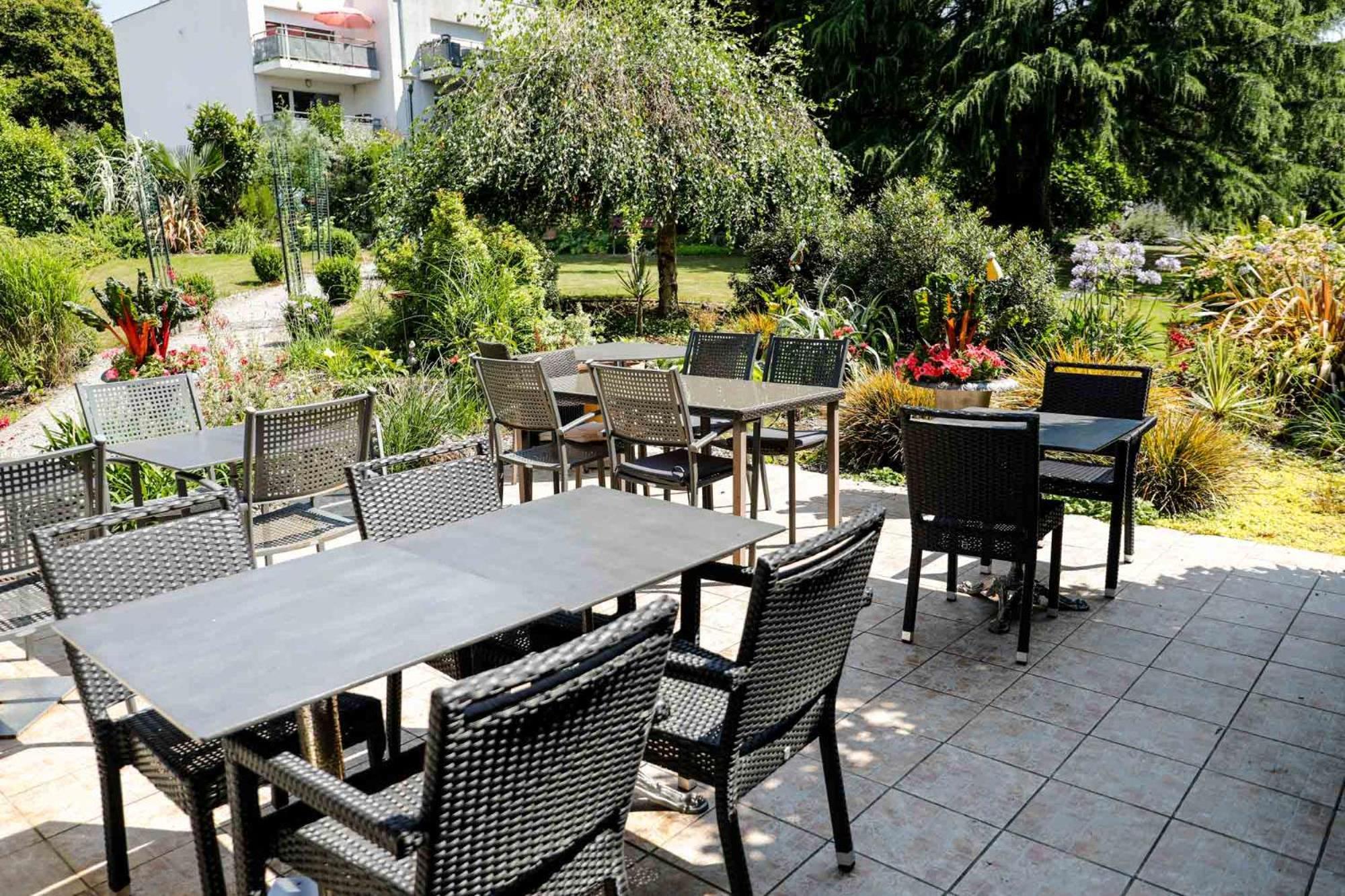 Hotel Le Branhoc - Brit Hotel โอเร ภายนอก รูปภาพ